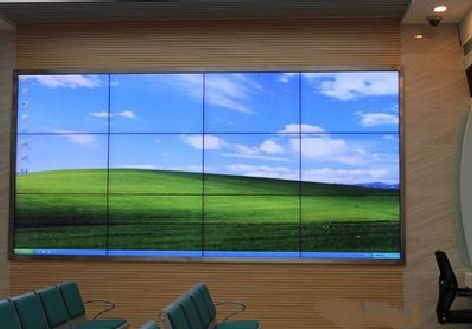 新蔡液晶拼接屏的另类用法。